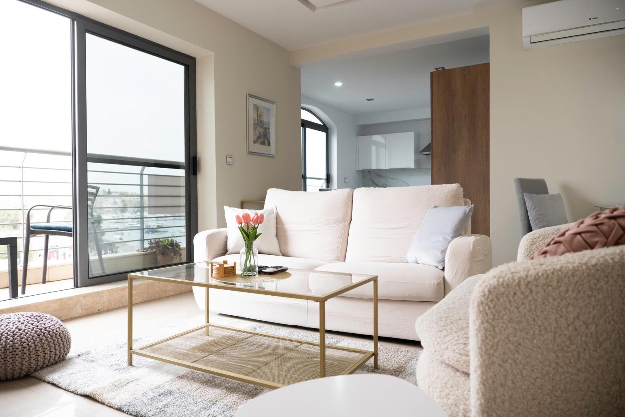 Golden Harbour - 2 Bedrooms, 2 Bathrooms Gzira Esterno foto