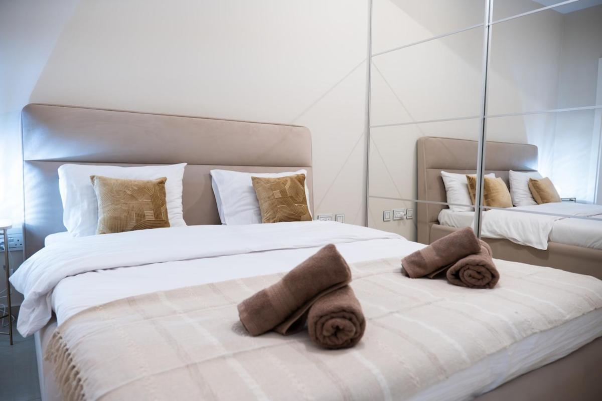 Golden Harbour - 2 Bedrooms, 2 Bathrooms Gzira Esterno foto